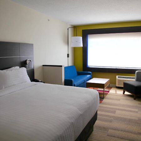 Holiday Inn Express & Suites Oswego By Ihg Exteriér fotografie