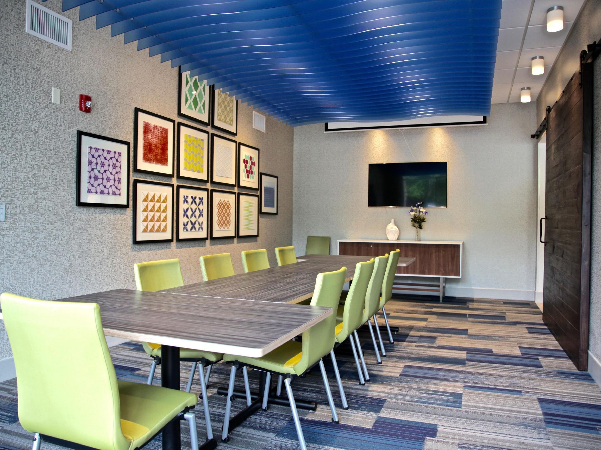 Holiday Inn Express & Suites Oswego By Ihg Exteriér fotografie