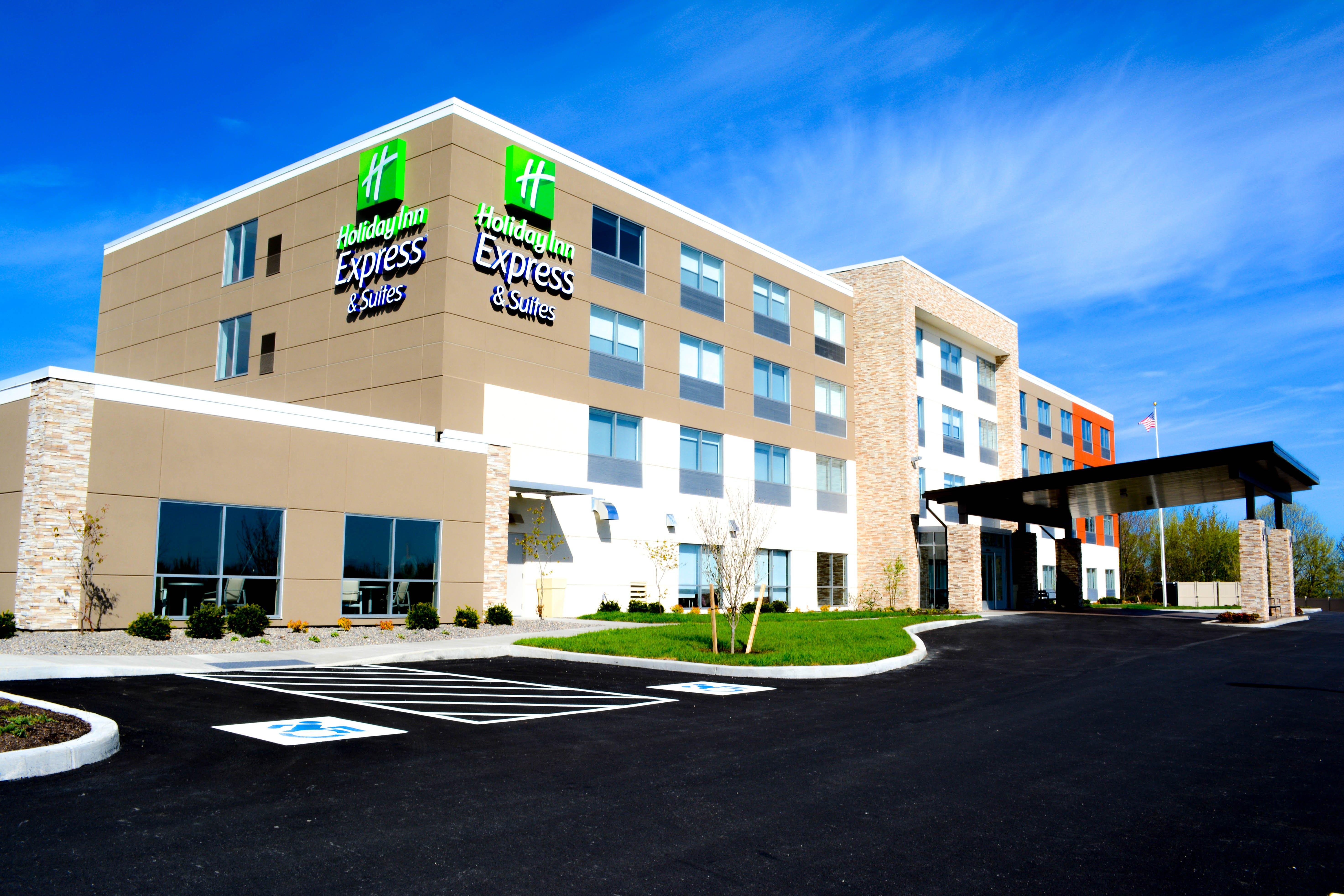 Holiday Inn Express & Suites Oswego By Ihg Exteriér fotografie