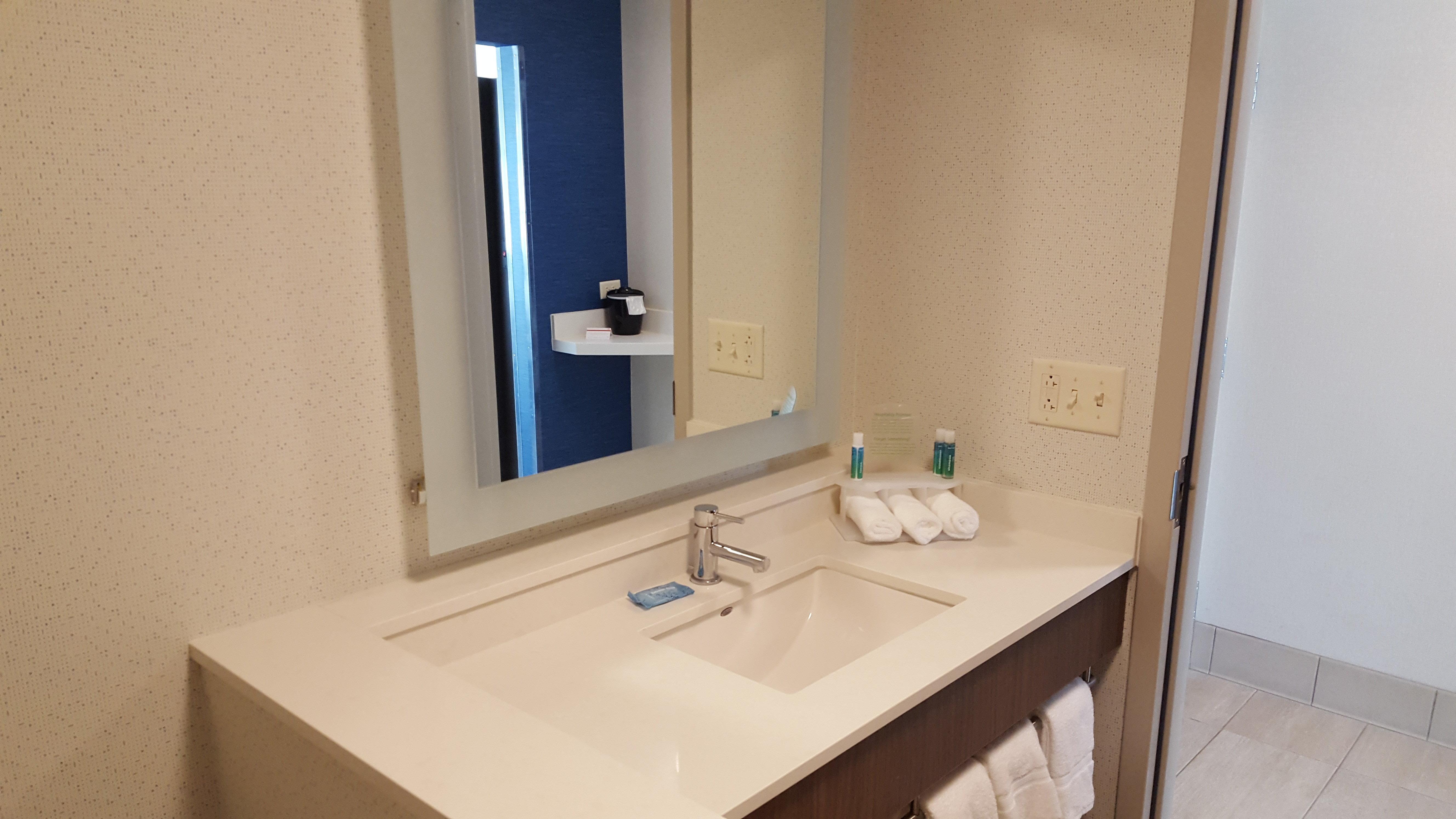 Holiday Inn Express & Suites Oswego By Ihg Exteriér fotografie